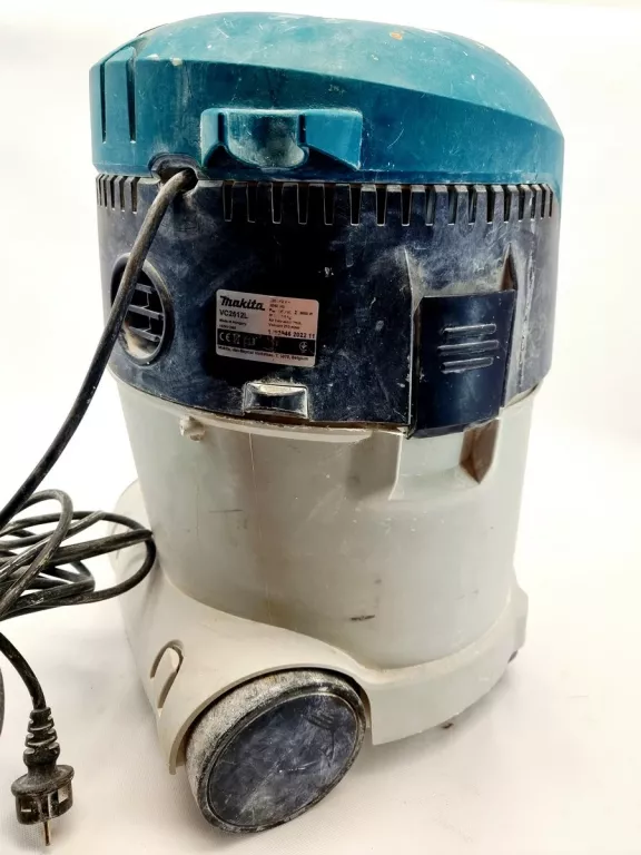 odkurzacz-przemyslowy-makita-vc2512l-napiecie-zasilania-23000