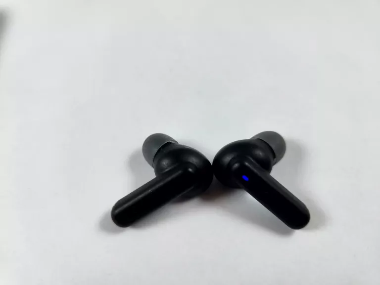 sluchawki-jbl-wave-beam-2-kod-producenta-wavebeam2blk