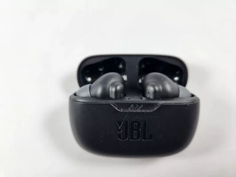 sluchawki-jbl-wave-beam-2-wielka-rzeznicka-1-srem-centrum