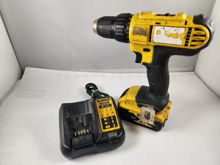 wkretarka-dewalt-dcd771-aku-5ah-ladowarka-wielka-rzeznicka-1-srem-centrum