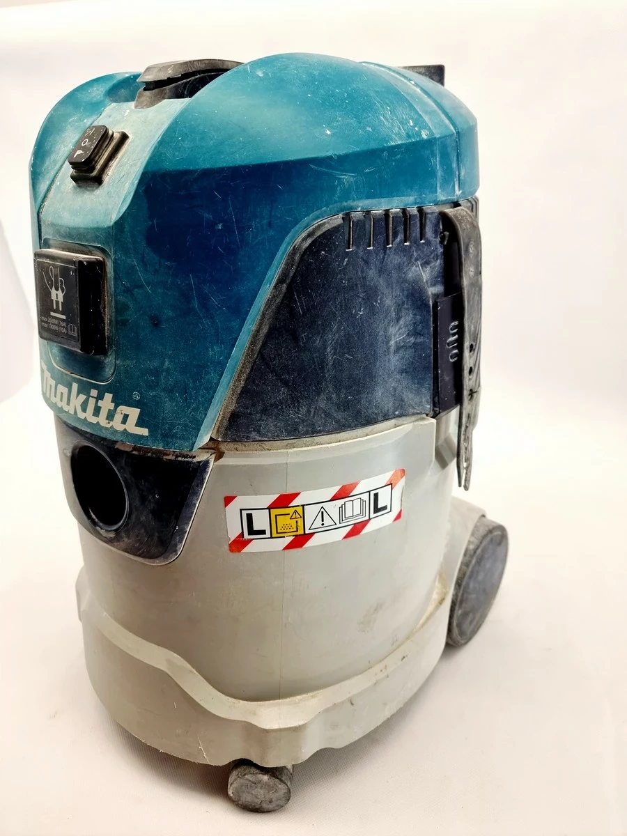 odkurzacz-przemyslowy-makita-vc2512l-pojemnosc-zbiornika-2500