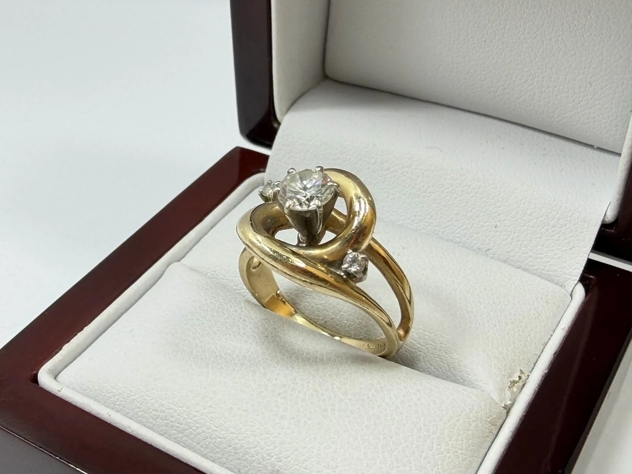 wyrob-jubilerski-uzywany-pierscionek-targowa-41-warszawa