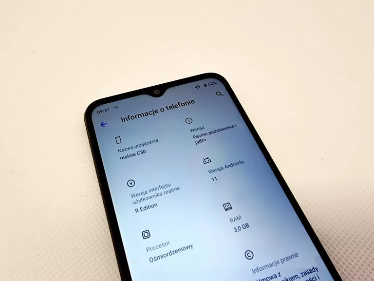 realme-c30-332gb-dual-sim-przekatna-ekranu-650