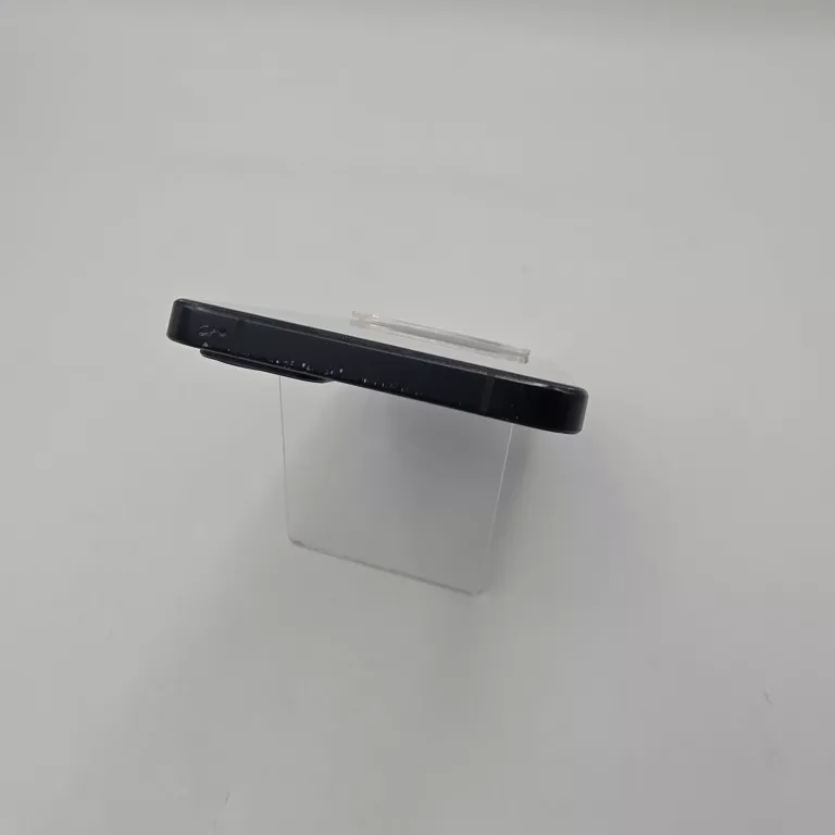 telefon-oppo-reno-6-5-g-8128-gb-przekatna-ekranu-643