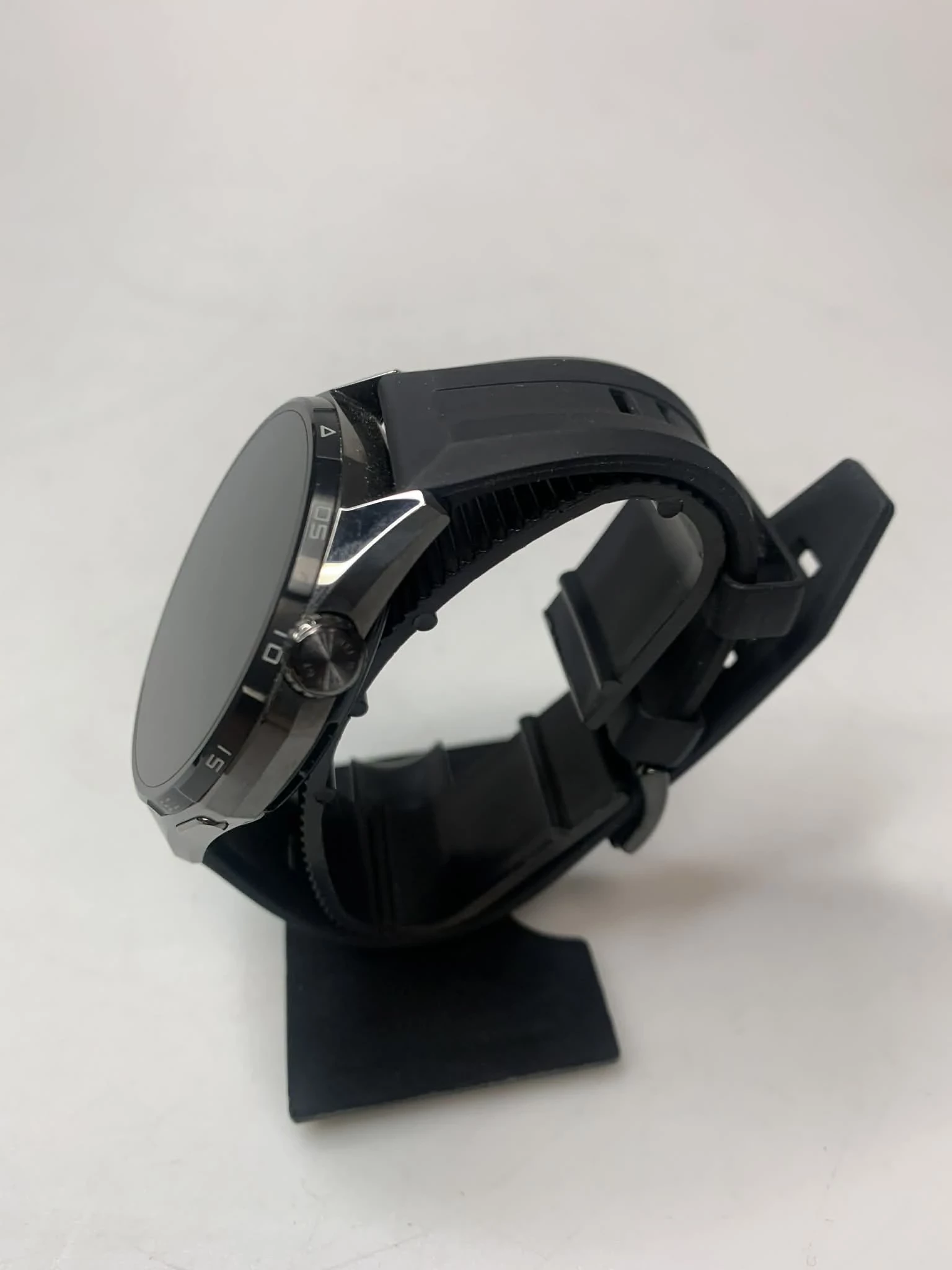 smartwatch-huawei-watch-gt-6-46mm-material-koperty-212886-258010