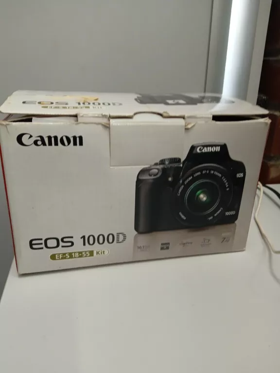 lustrzanka-canon-eos-1000d-obiektyw-canon-18-55mm-rozdzielczosc-1000