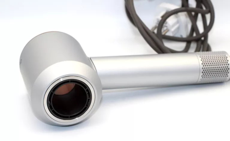 suszarka-do-wlosow-dyson-hd03-moc-160000