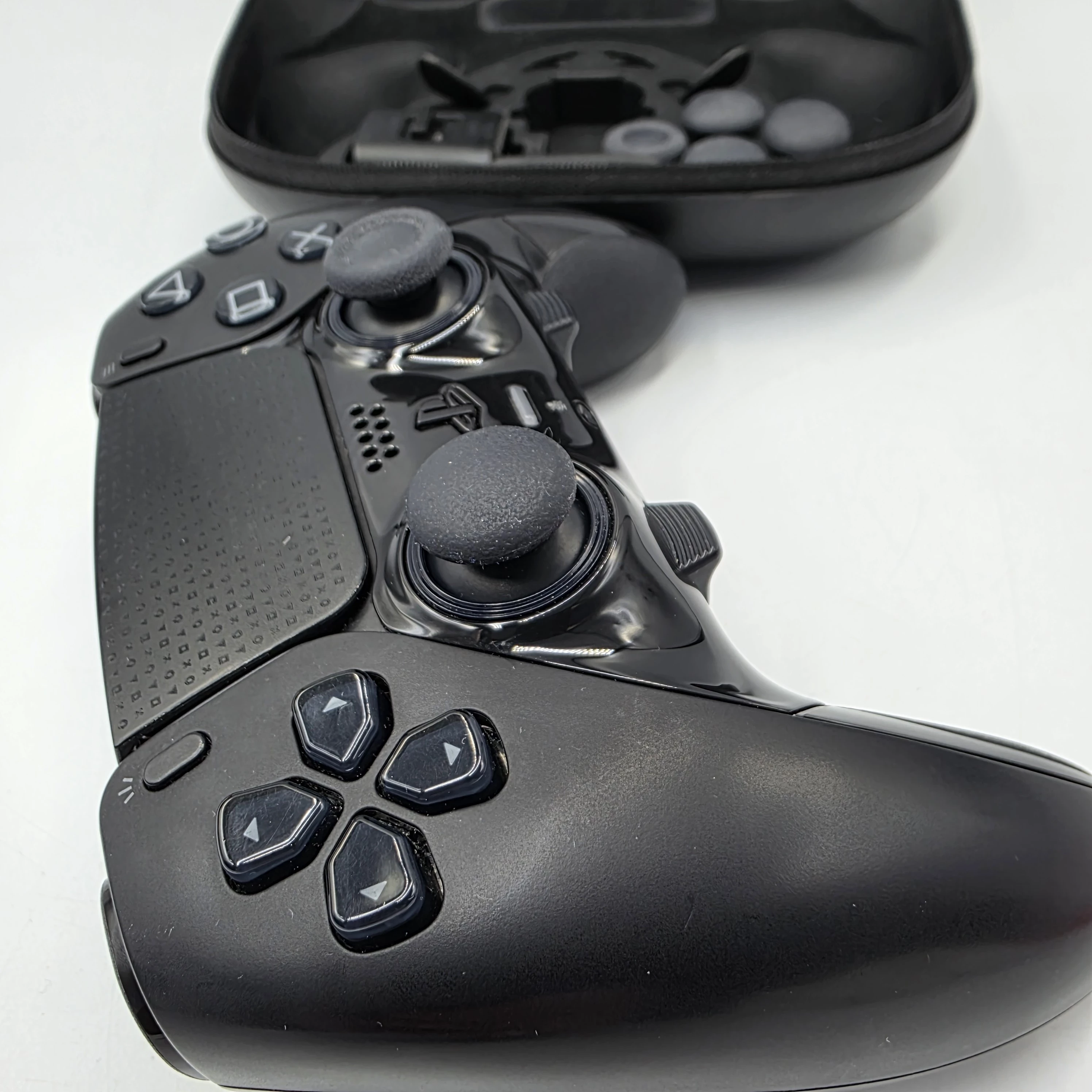 pad-sony-dualsense-edge-cfi-zcp1-etui-kompatybilne-platformy-210650-1712201