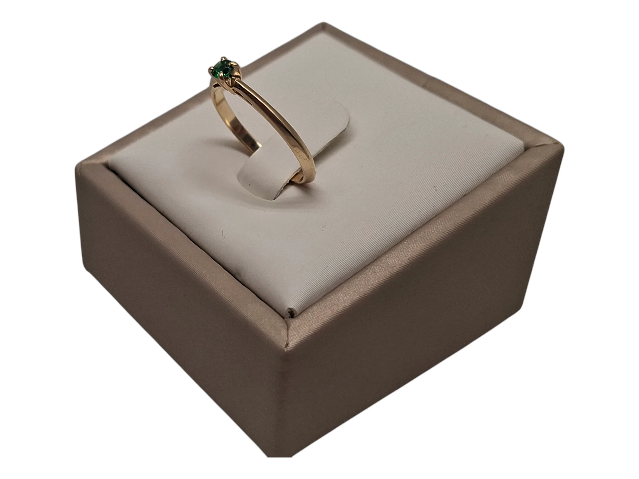 niesamowity-pierscionek-zloty-585-159g-r12-ean-gtin-5903772010800