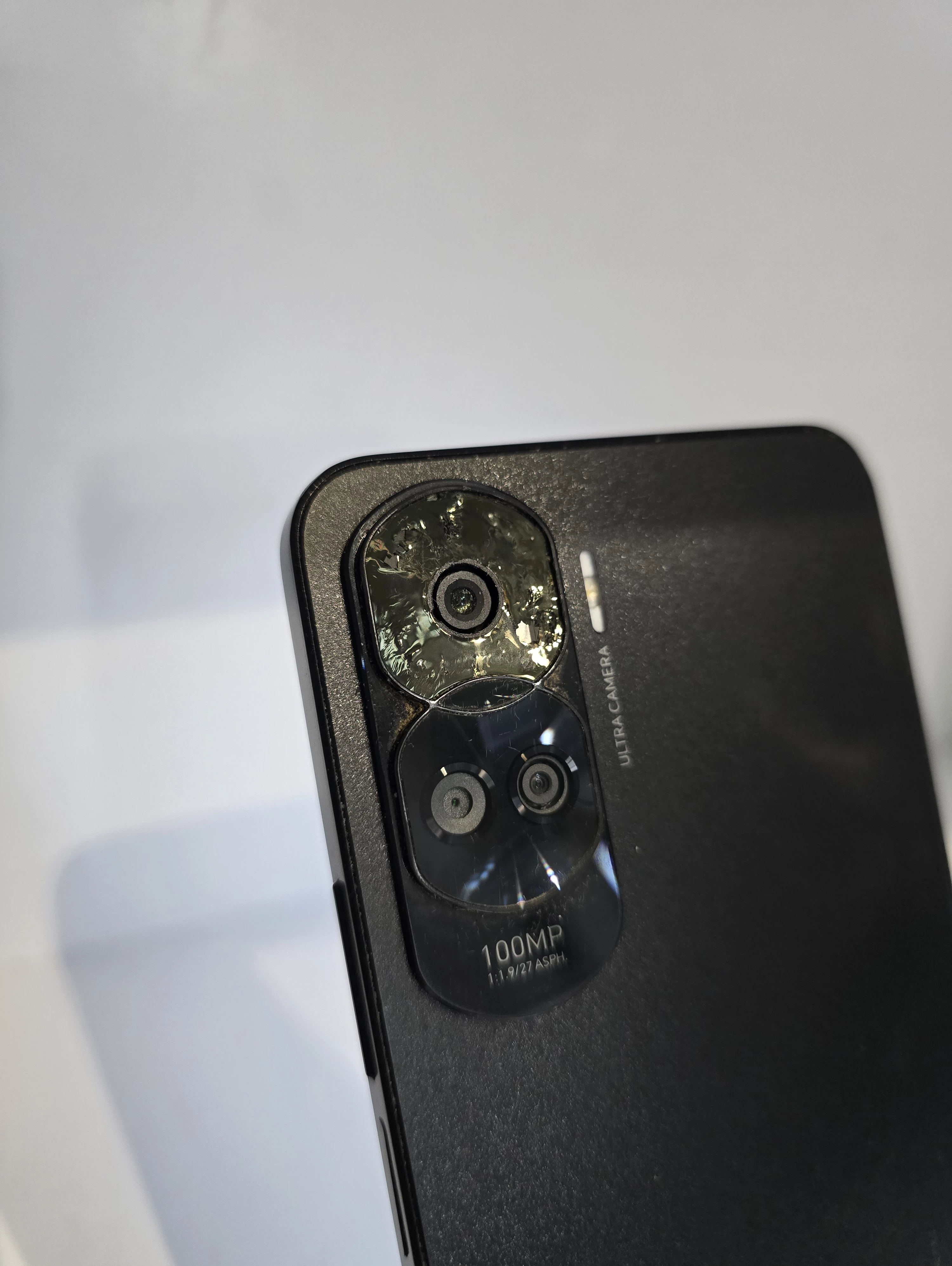 telefon-honor-90-lite-8256gb-pekniety-tylny-aparat-stan-11323-2