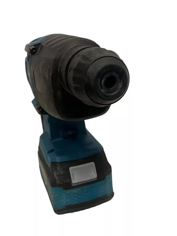 mlotowiertarka-dedra-ded7048-40ah-zawartosc-zestawu-235809-4