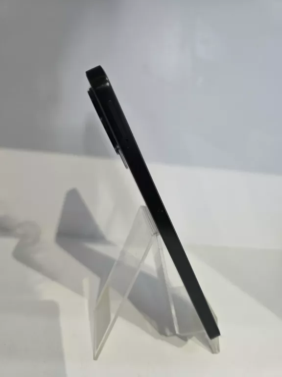 telefon-honor-90-lite-8256gb-pekniety-tylny-aparat-przekatna-ekranu-670