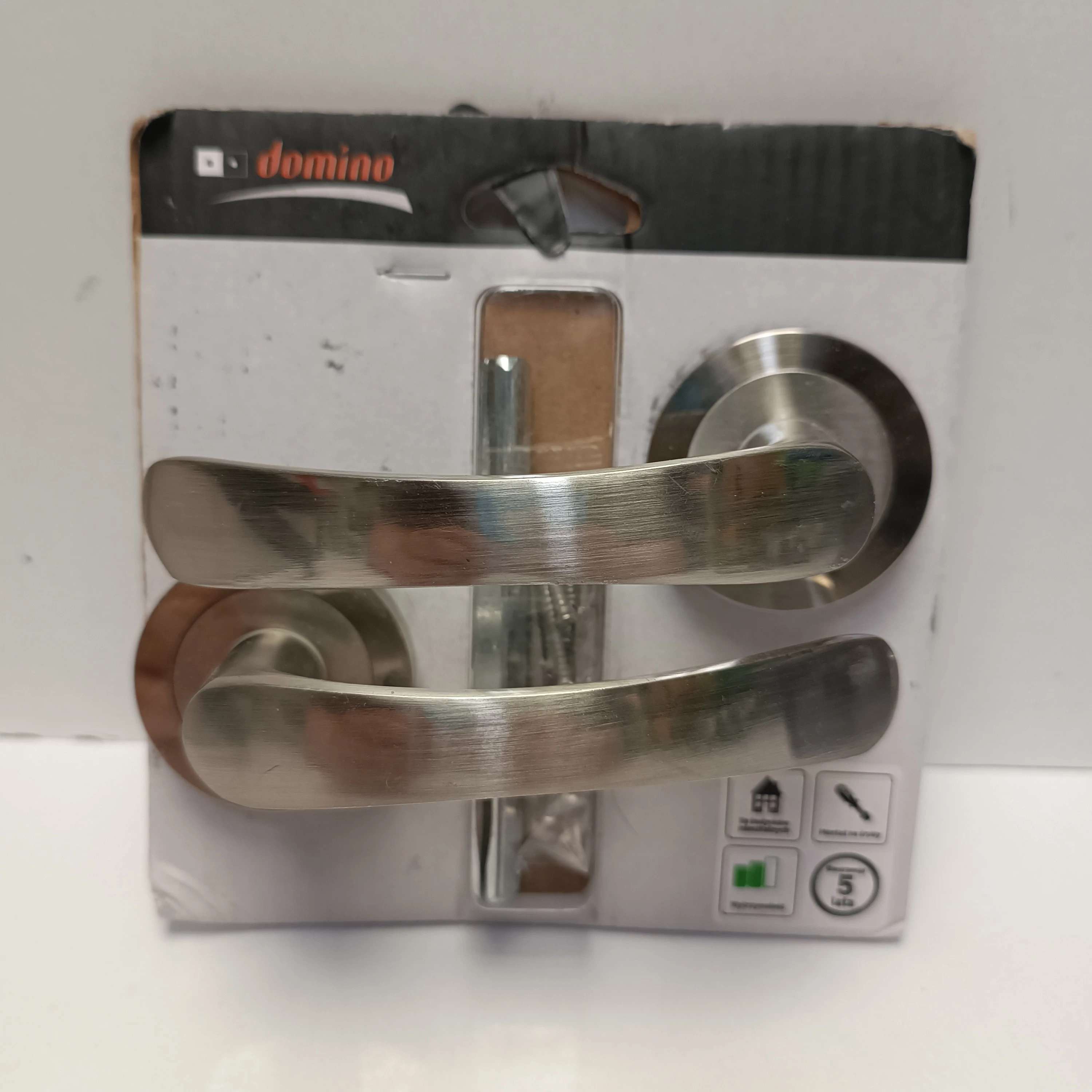 domino-klamka-nova-na-rozecie-nikiel-osiedle-teatralne-3u15-krakow