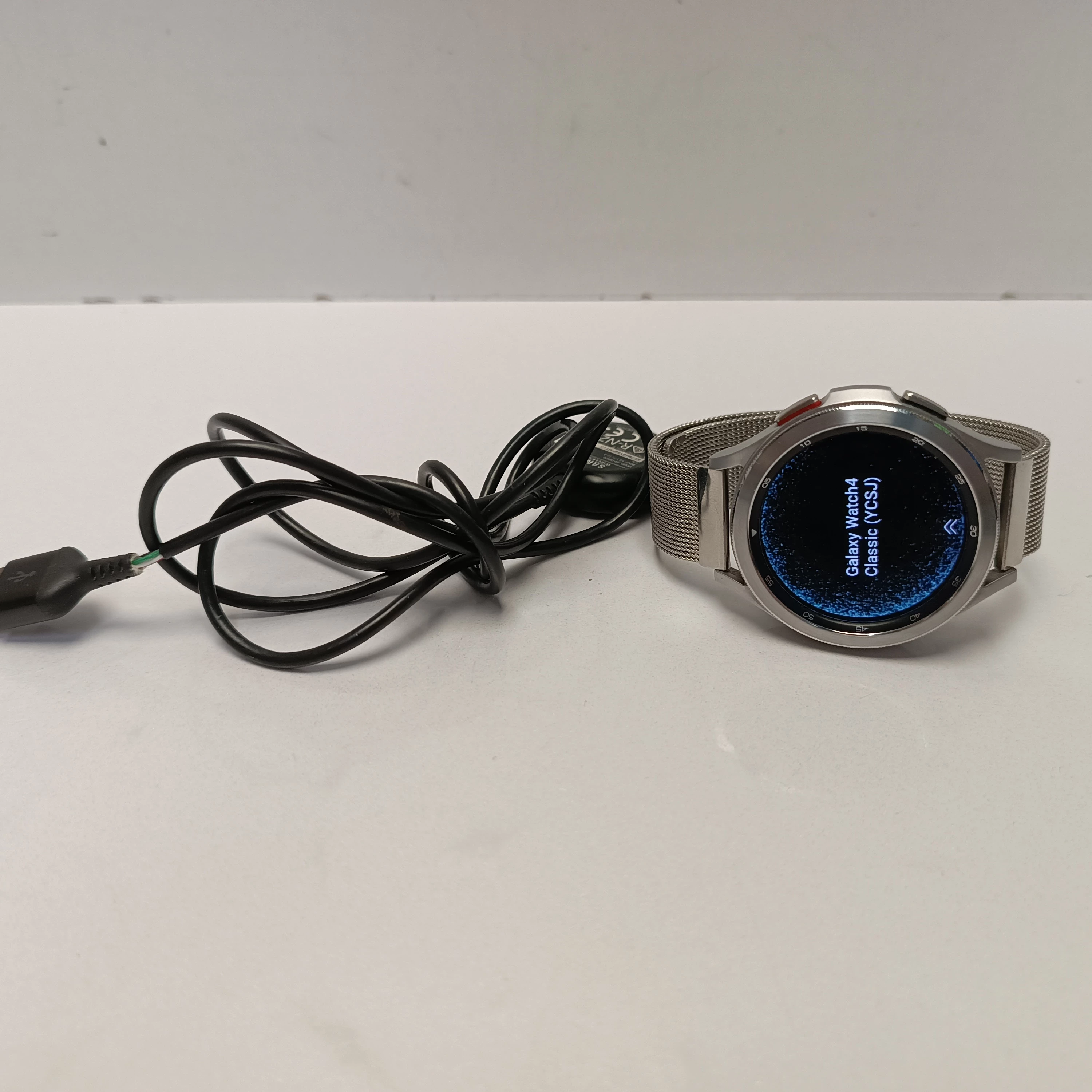 smartwatch-samsung-galaxy-4-classic-stan-11323-2
