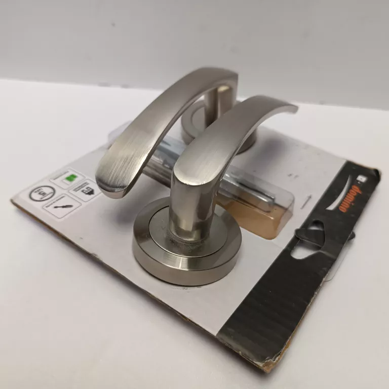 domino-klamka-nova-na-rozecie-nikiel-stan-11323-2