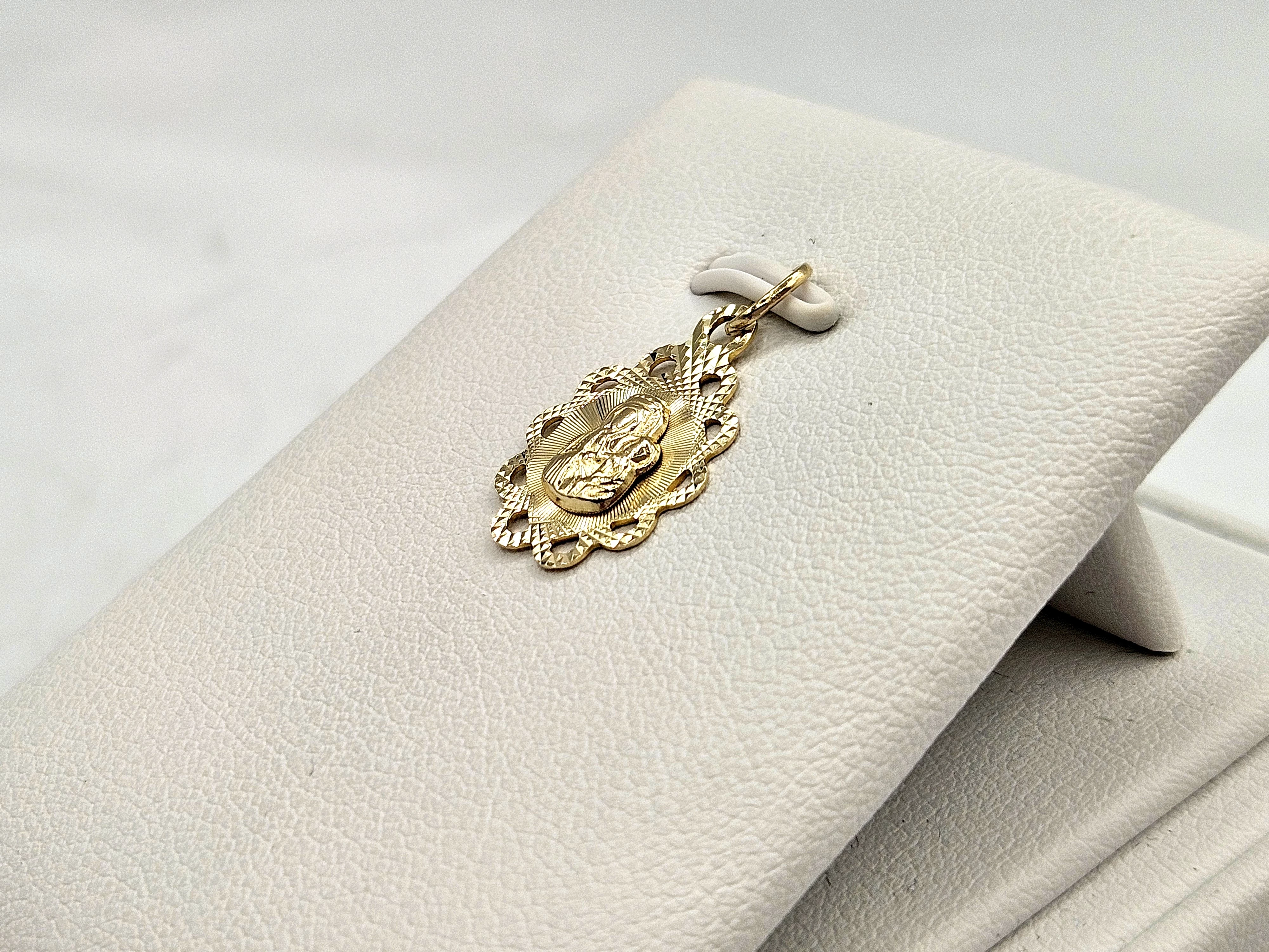 zlota-zawieszka-wisiorek-matka-boska-585-14k-083g-22mm-stan-11323-2