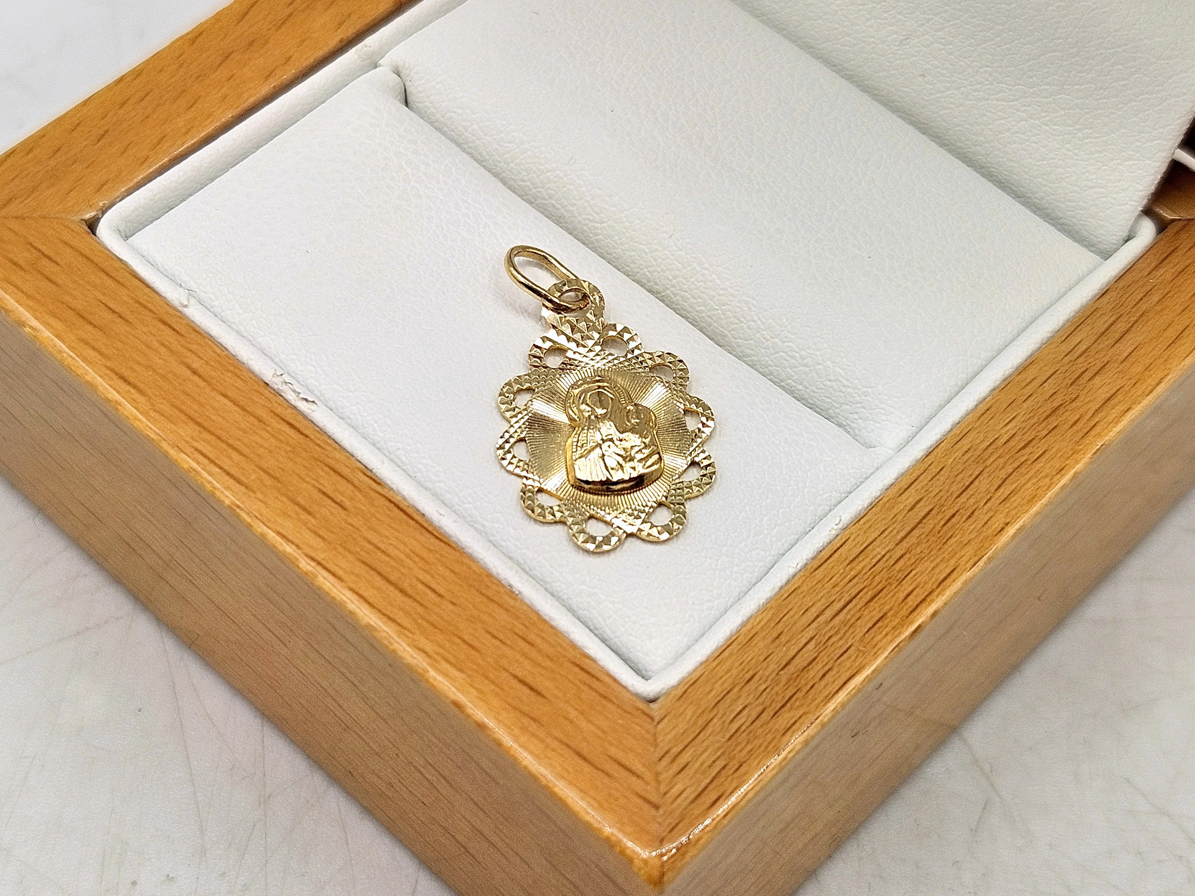 zlota-zawieszka-wisiorek-matka-boska-585-14k-083g-22mm-material-15835-2