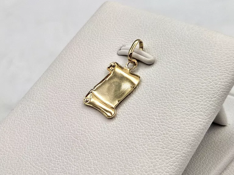 zlota-zawieszka-literka-d-585-14k-040g-20mm-stan-11323-2