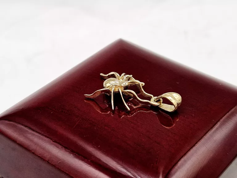 zlota-zawieszka-wisiorek-pajak-333-8k-131g-26mm-stan-11323-2