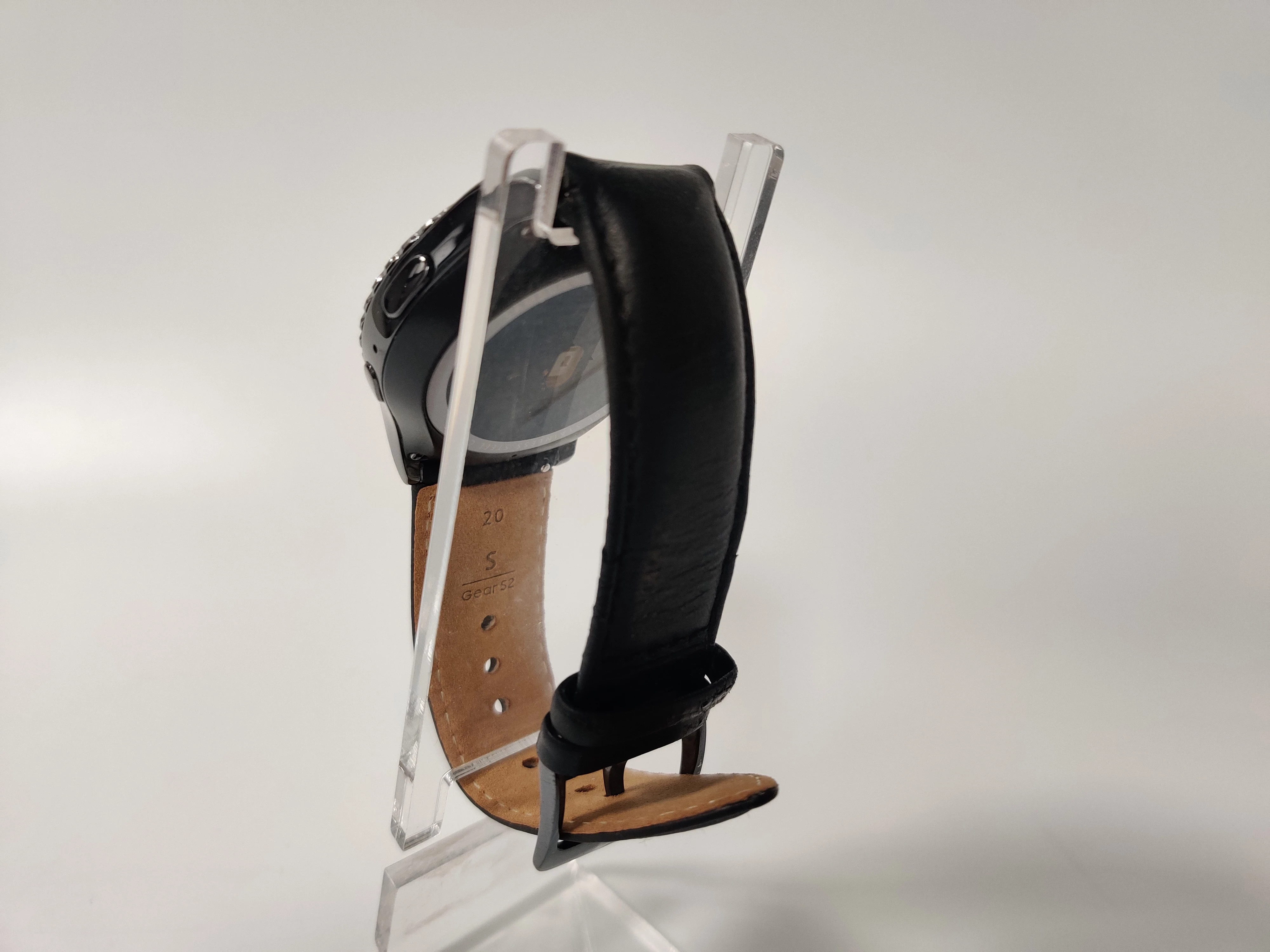 smartwatch-samsung-gear-s2-classic-stan-11323-2