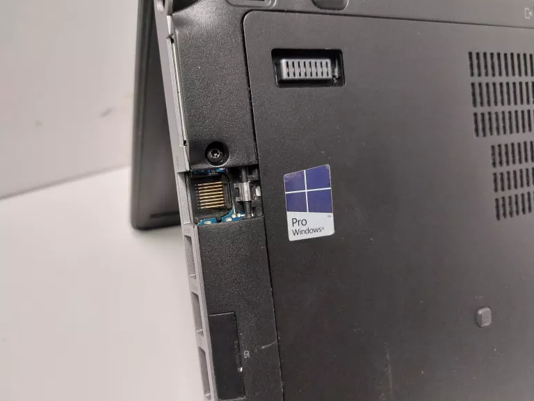 laptop-hp-elitebook-840-g2-i5-5300u8gb128gb-256gb-ssd-ladowarka-liczba-rdzeni-procesora-4329-2