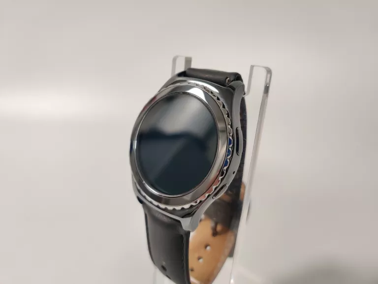 smartwatch-samsung-gear-s2-classic-szerokosc-koperty-399