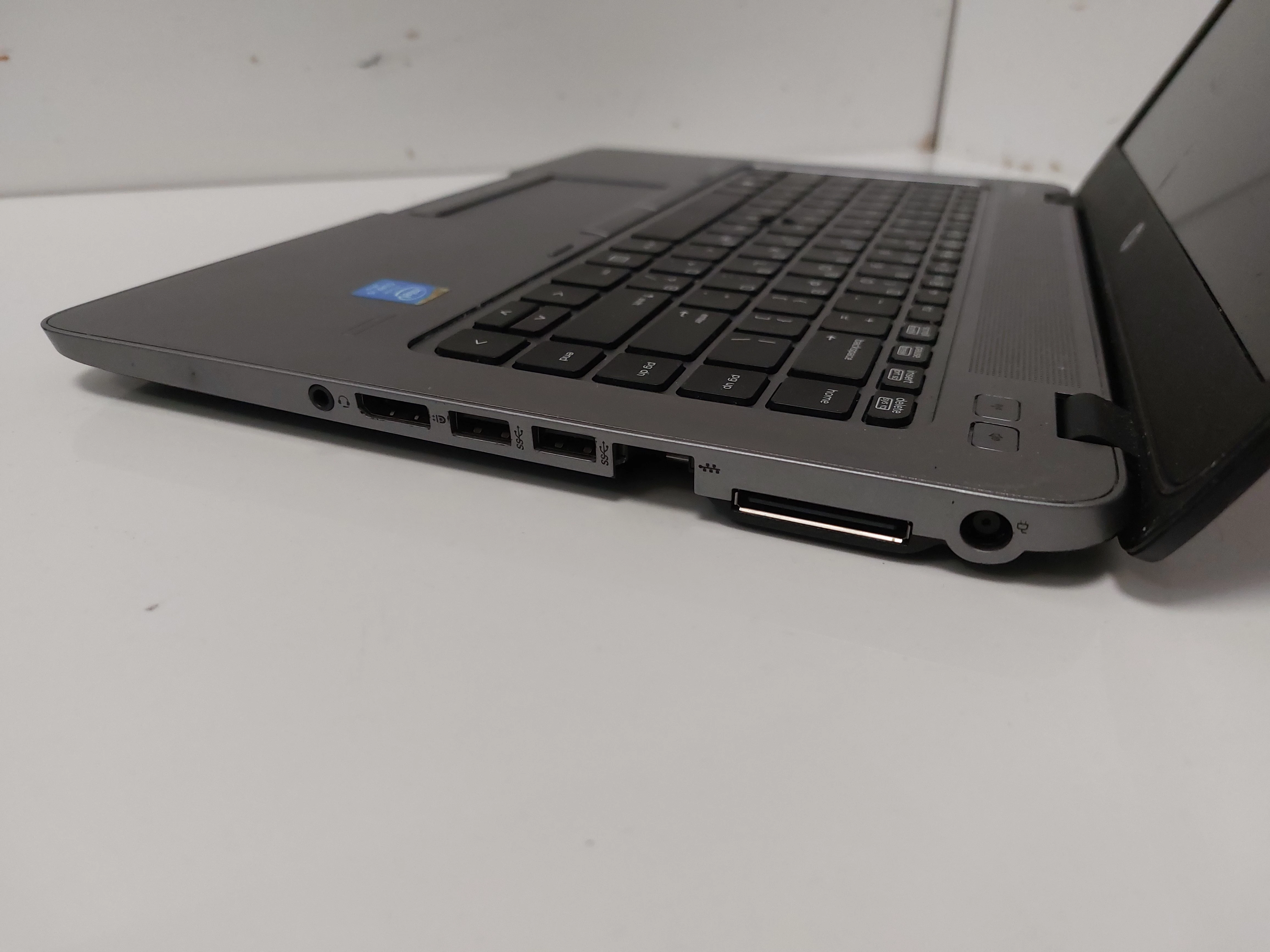 laptop-hp-elitebook-840-g2-i5-5300u8gb128gb-256gb-ssd-ladowarka-przekatna-ekranu-1400