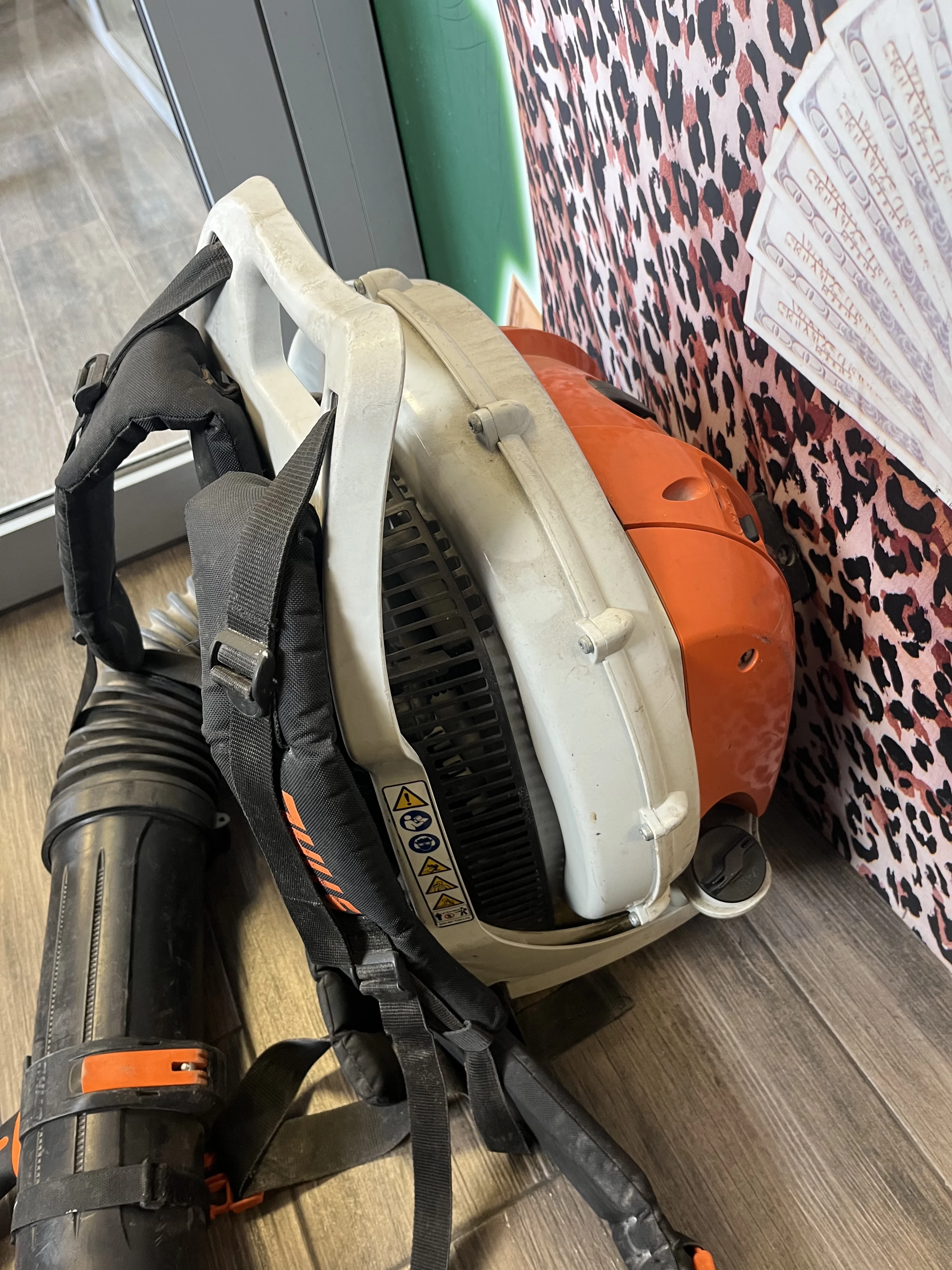 dmuchawa-do-lisci-stihl-br-700-waga-narzedzia-1090