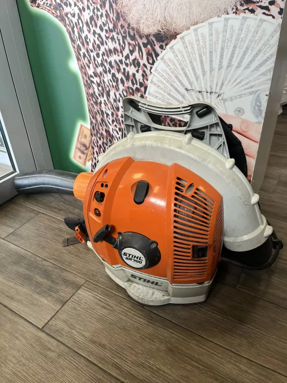 dmuchawa-do-lisci-stihl-br-700-osiedle-teatralne-3u15-krakow