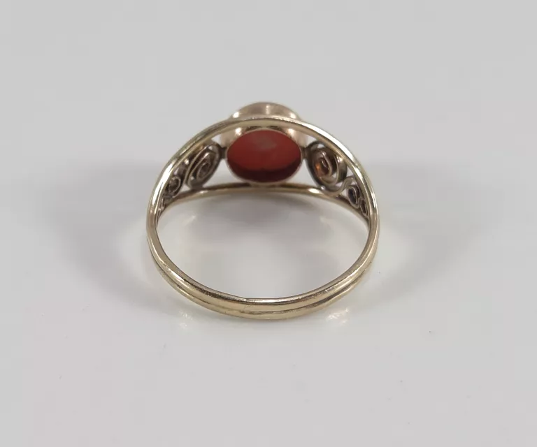 zloty-pierscionek-z-koralem-pr585-246g-rozm18-rodzaj-2205-16