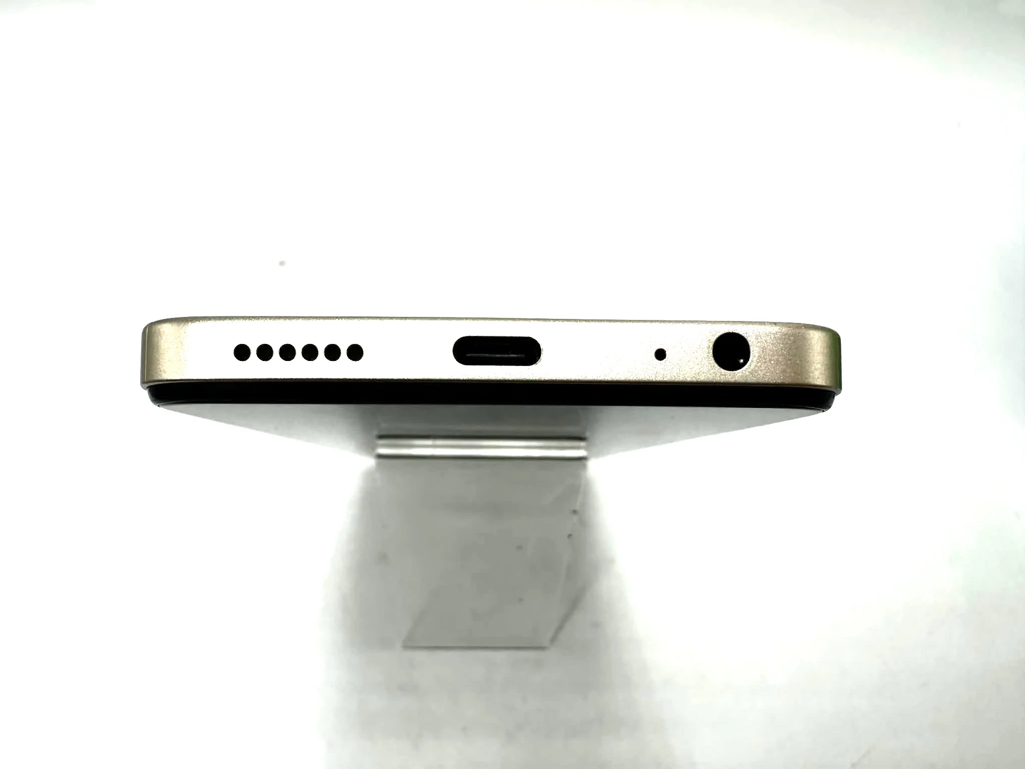 telefon-infinix-smart-8-przekatna-ekranu-660