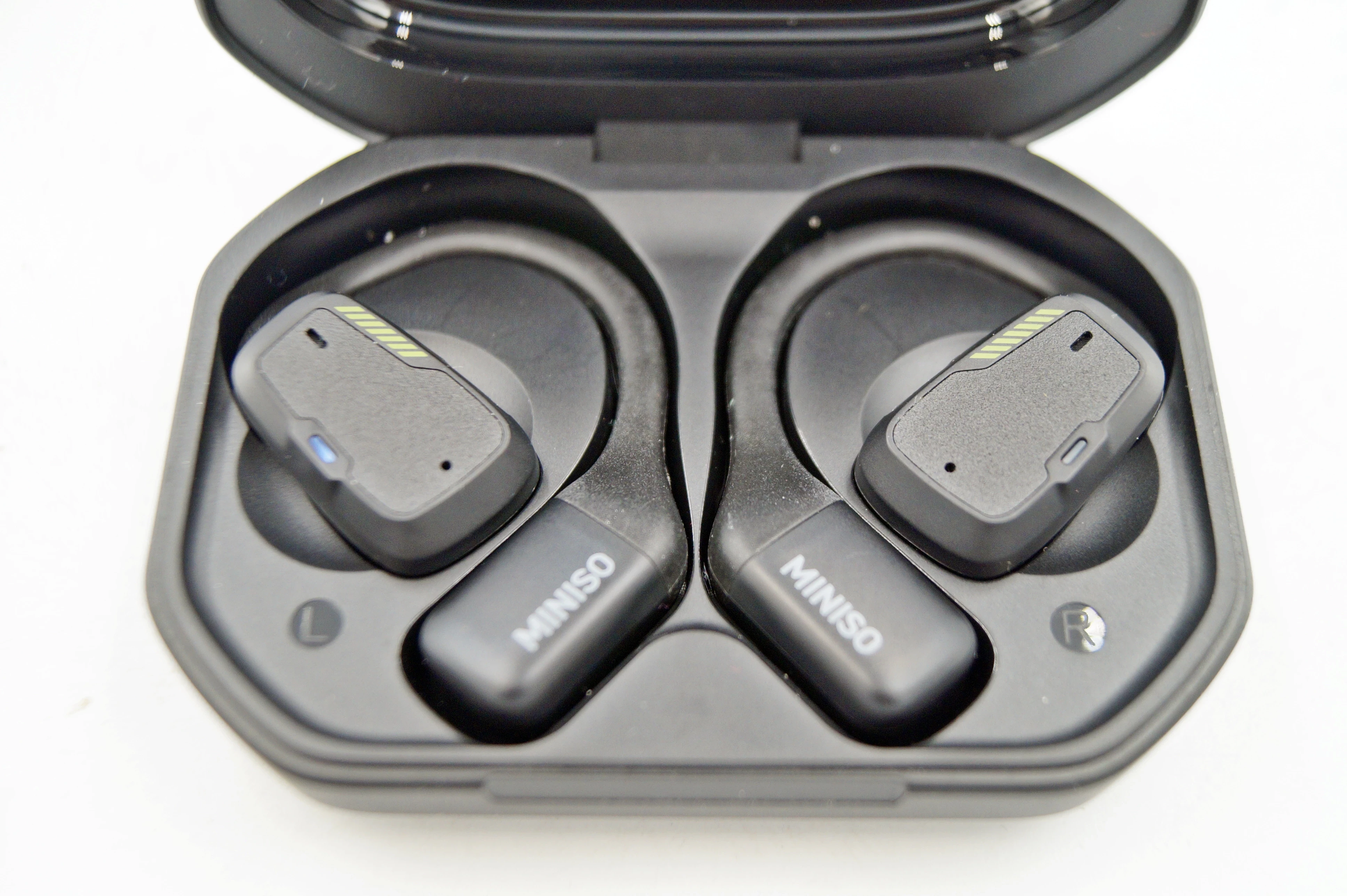 sluchawki-bezprzewodowe-zauszne-miniso-m98-transmisja-sygnalu-203713-217785