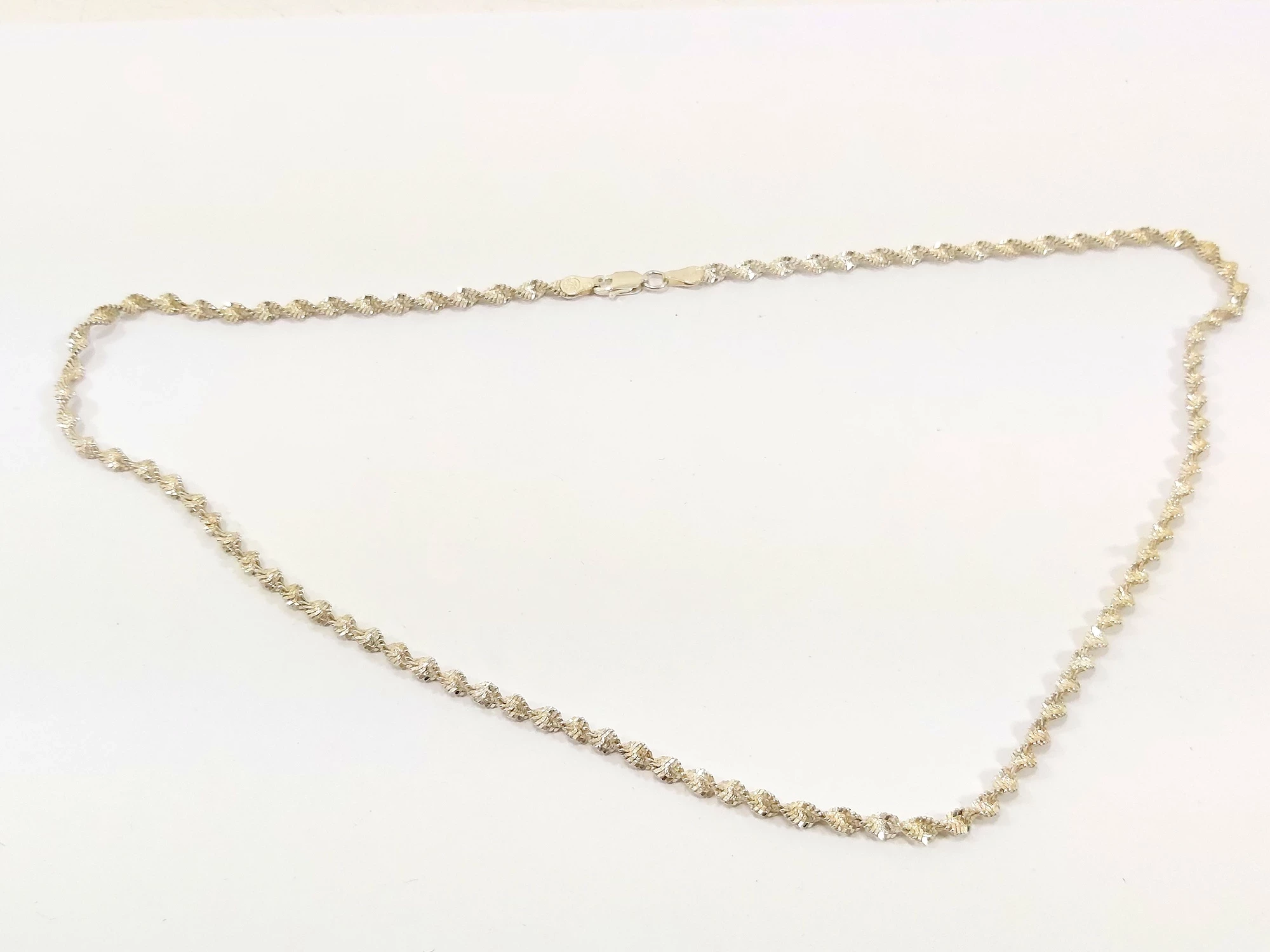 zakrecony-srebrny-lancuszek-proby-925-dl50-cm-kamienie-221-64