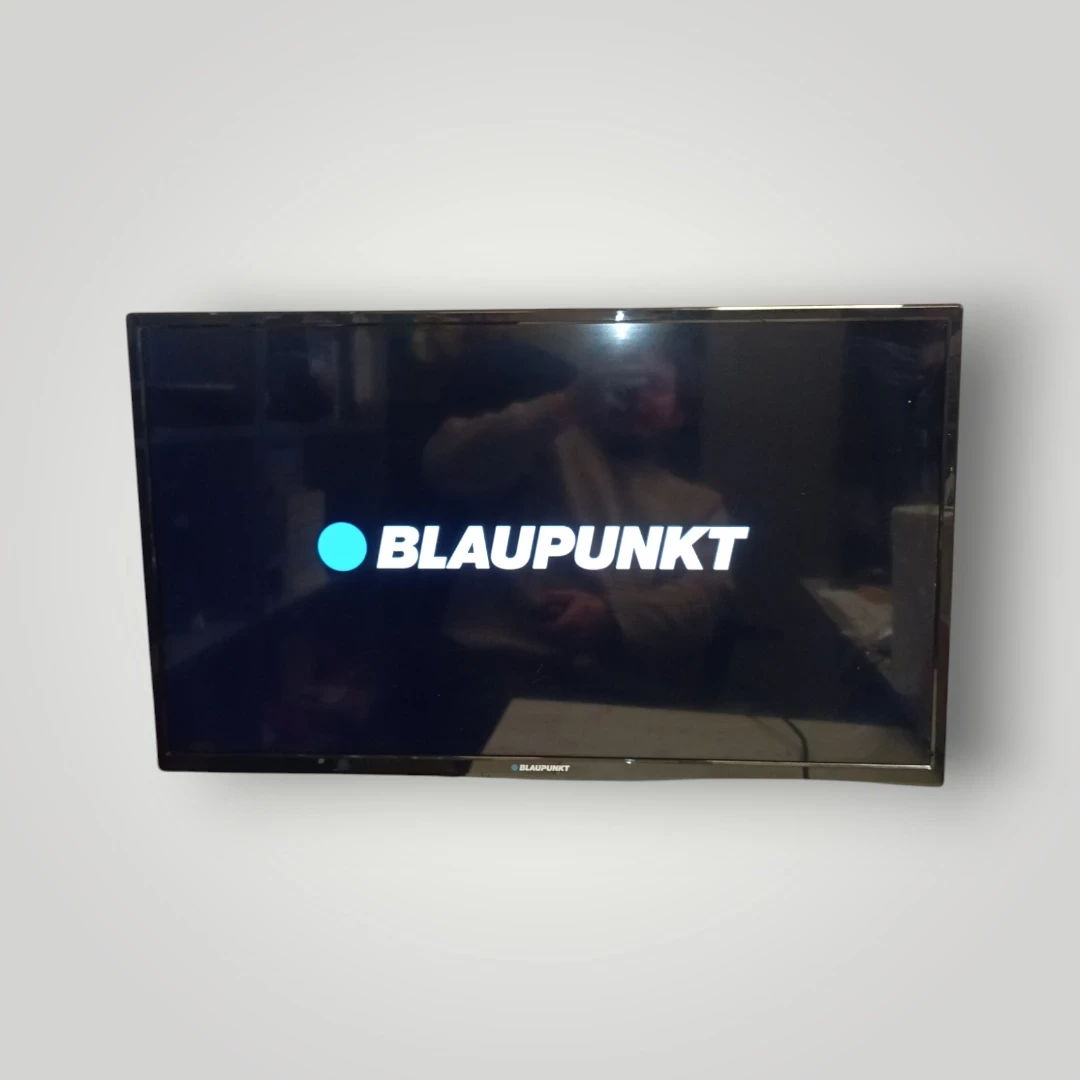 telewizor-32-blaupunkt-bn32h1372eeb-stan-11323-2