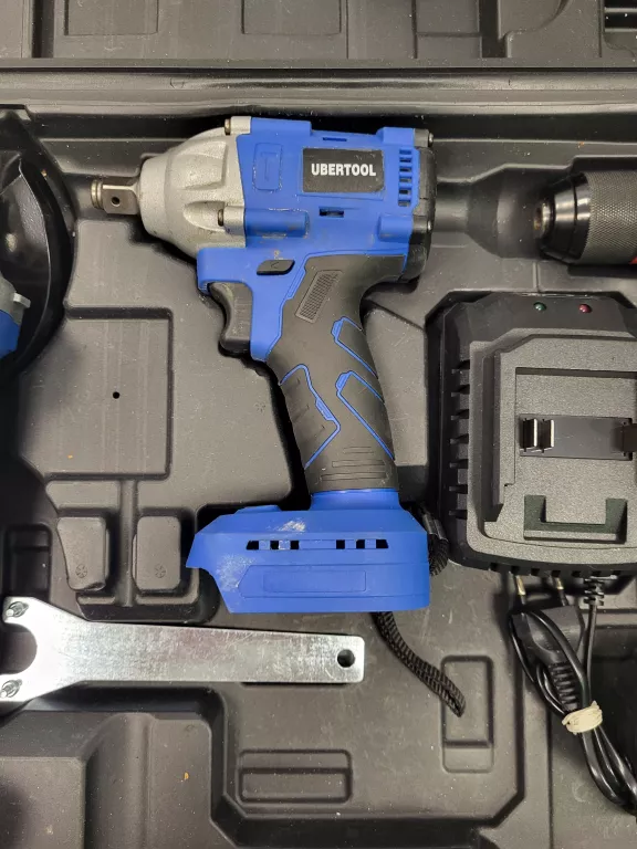 zestaw-narzedzi-ubertool-3w1-walizka-marka-248811-1967993