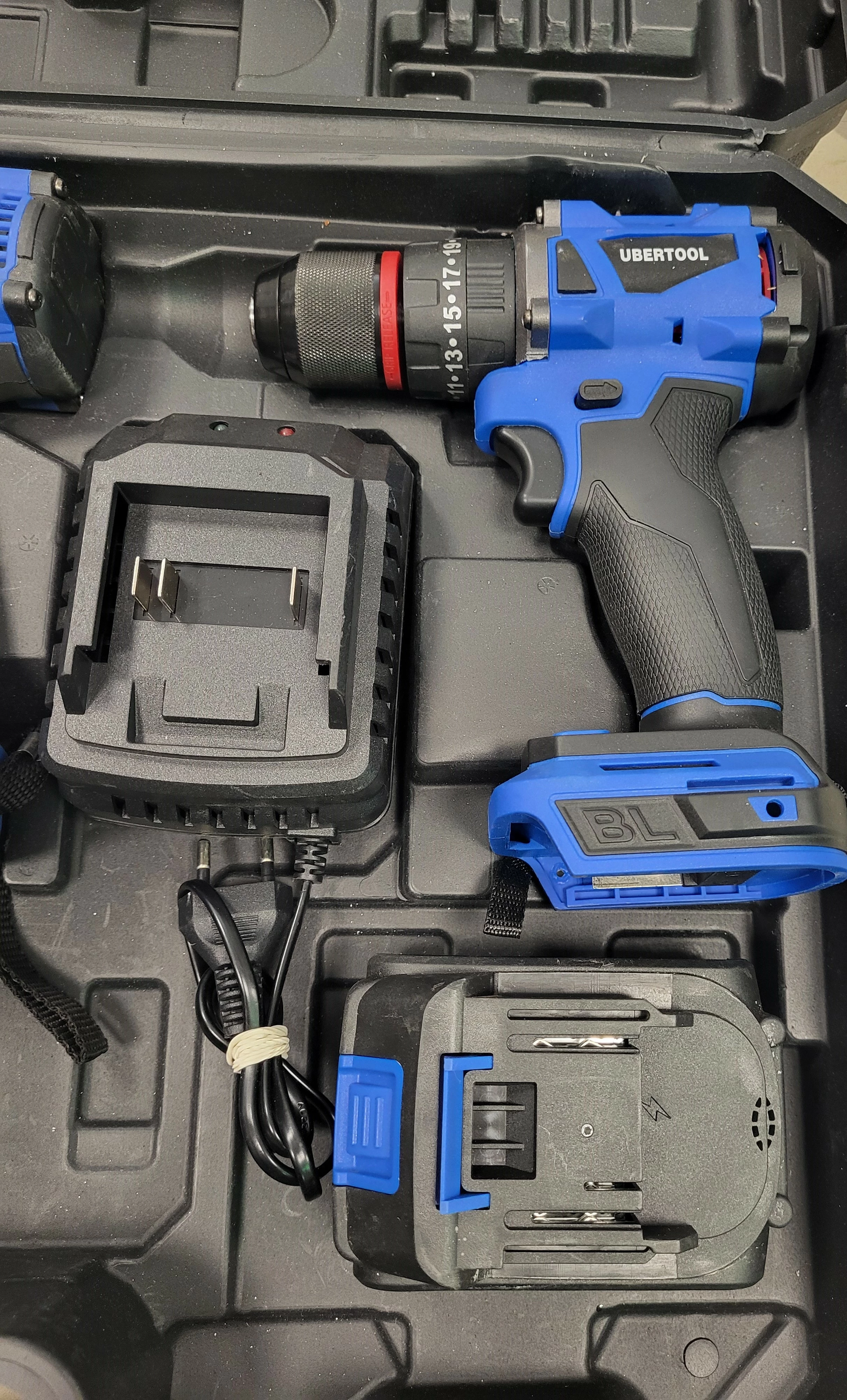 zestaw-narzedzi-ubertool-3w1-walizka-stan-11323-2