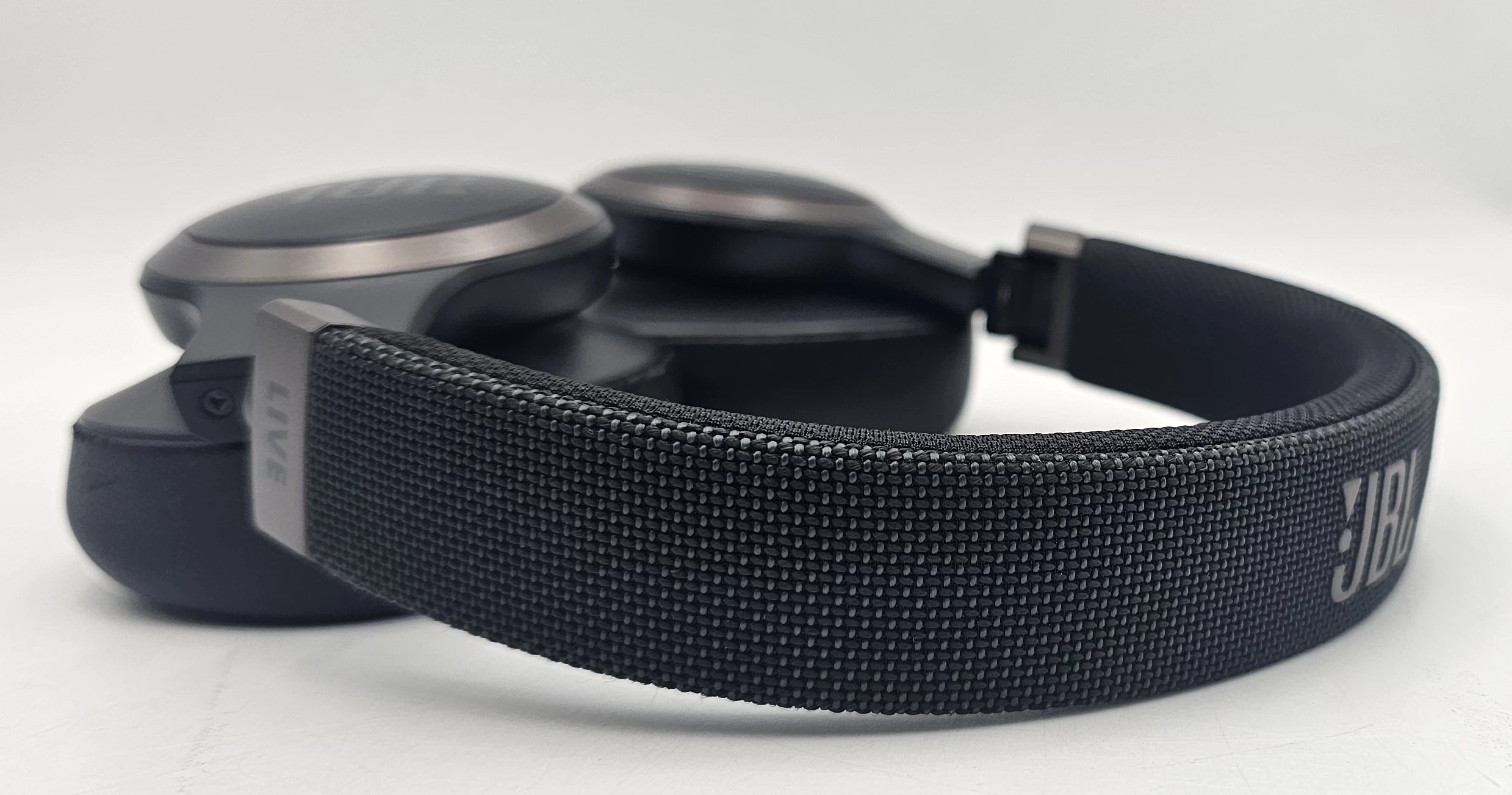 sluchawki-bt-jbl-live-650bt-rodzaj-sluchawek-203681-217745