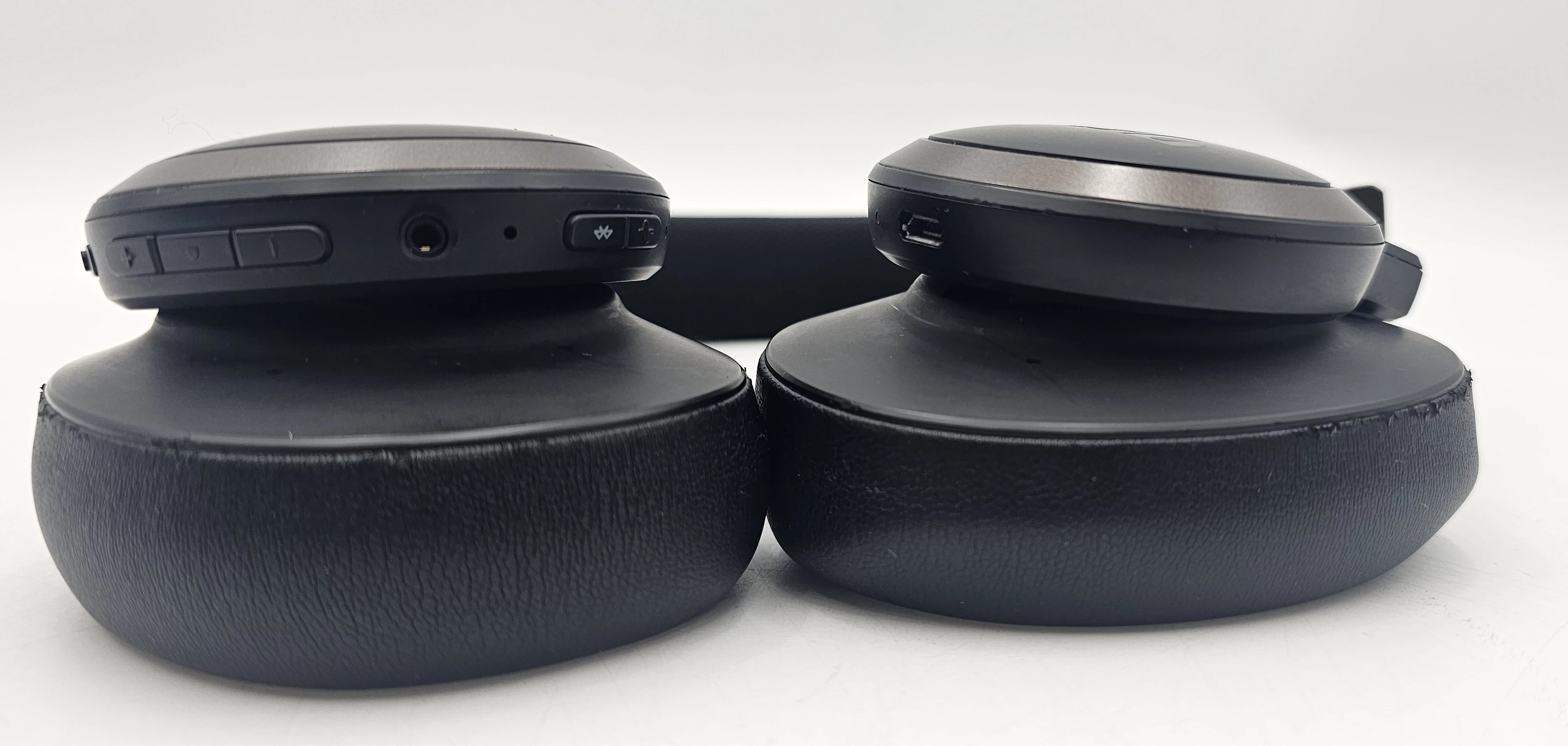 sluchawki-bt-jbl-live-650bt-kod-producenta-jbllive650btncblu