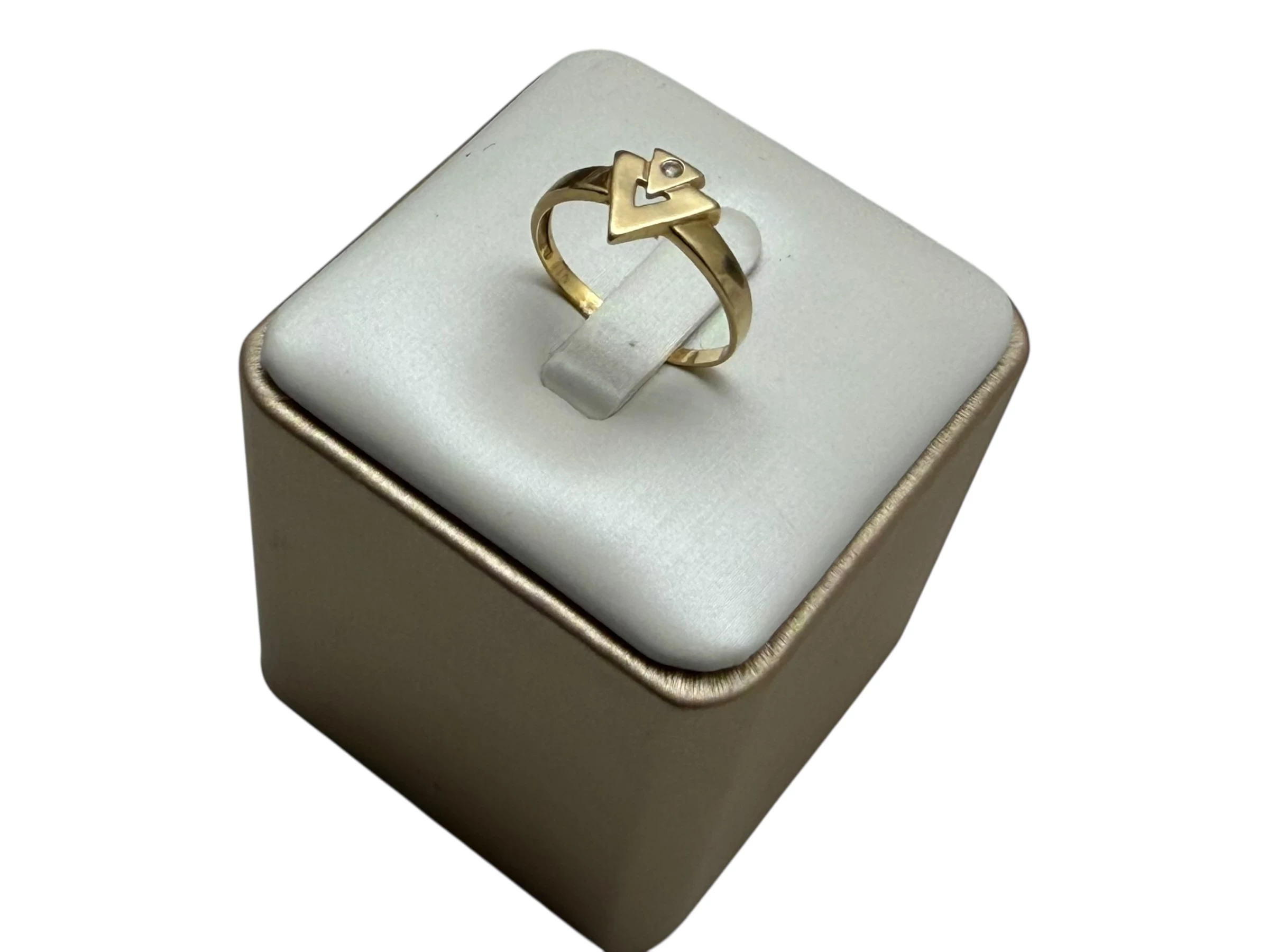 cudowny-zloty-pierscionek-167g-pr585-r14-stan-11323-2