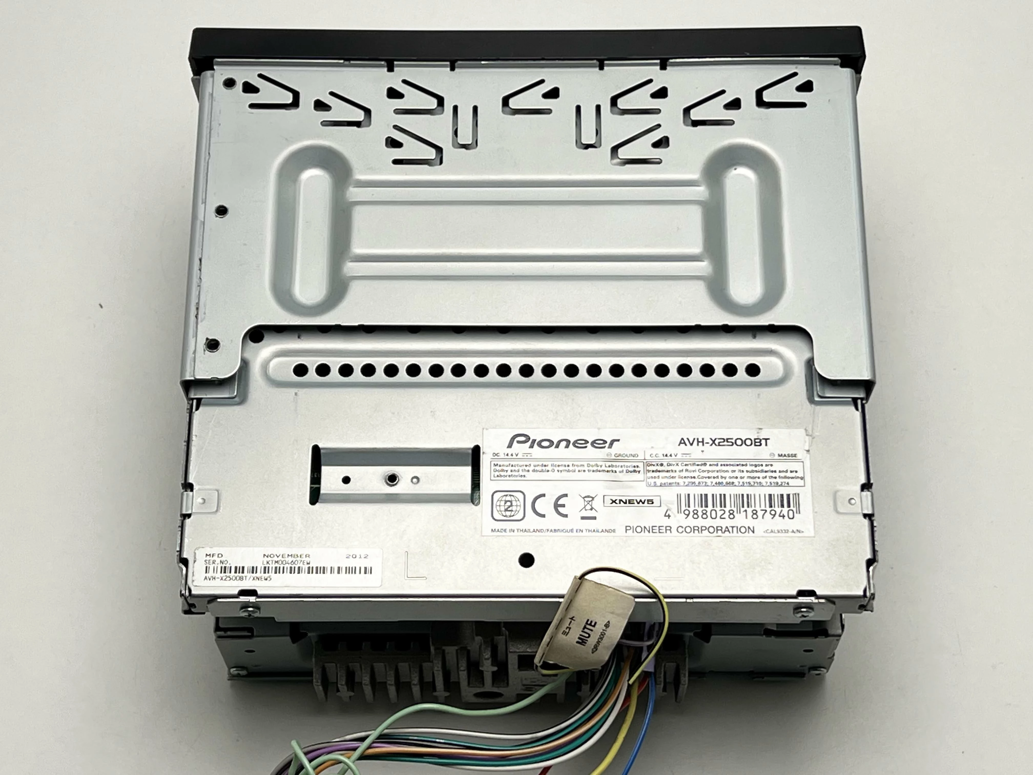 radio-samochodowe-pioneer-avh-x2500bt-montaz-205798-224906