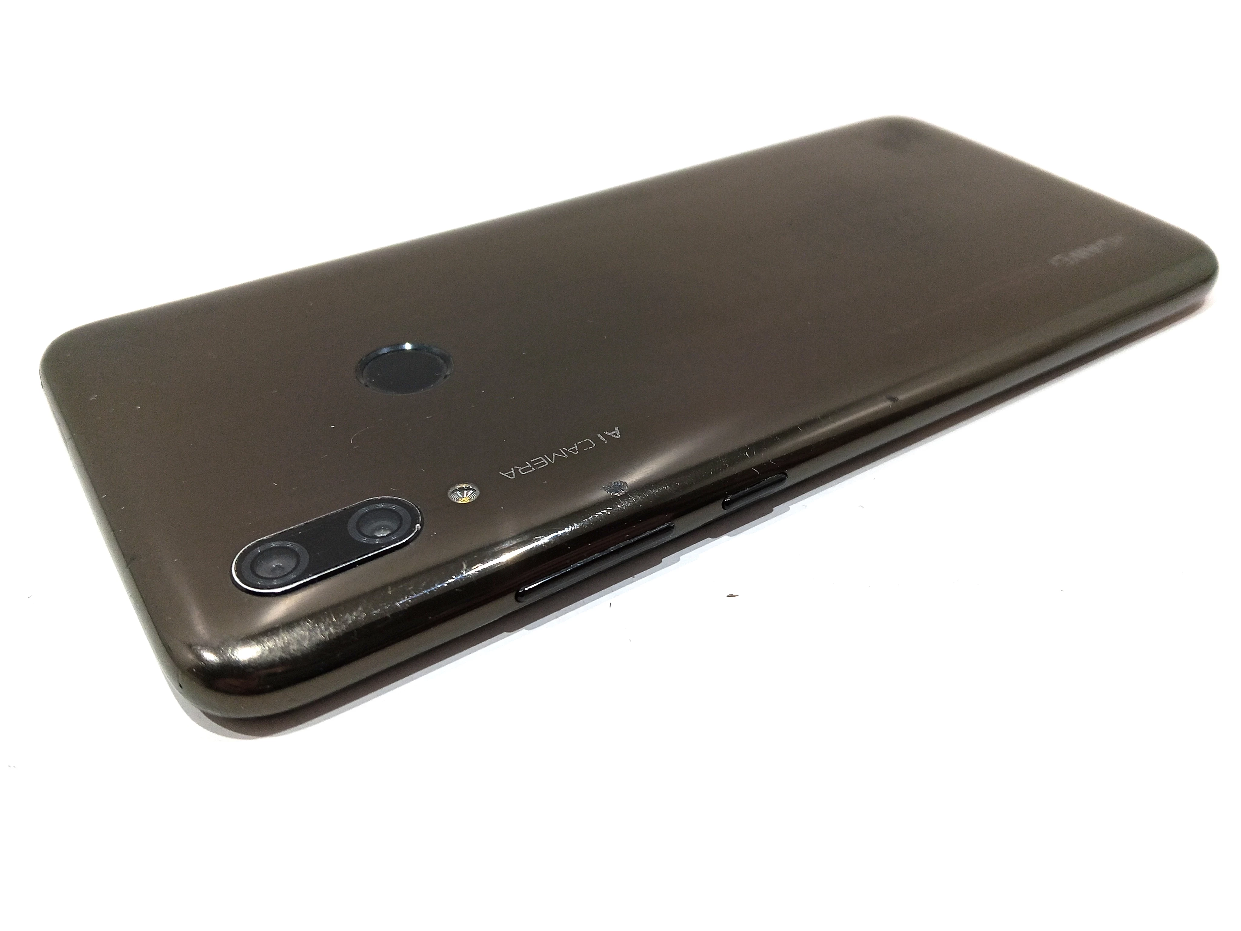 telefon-huawei-p-smart-2019-przekatna-ekranu-621