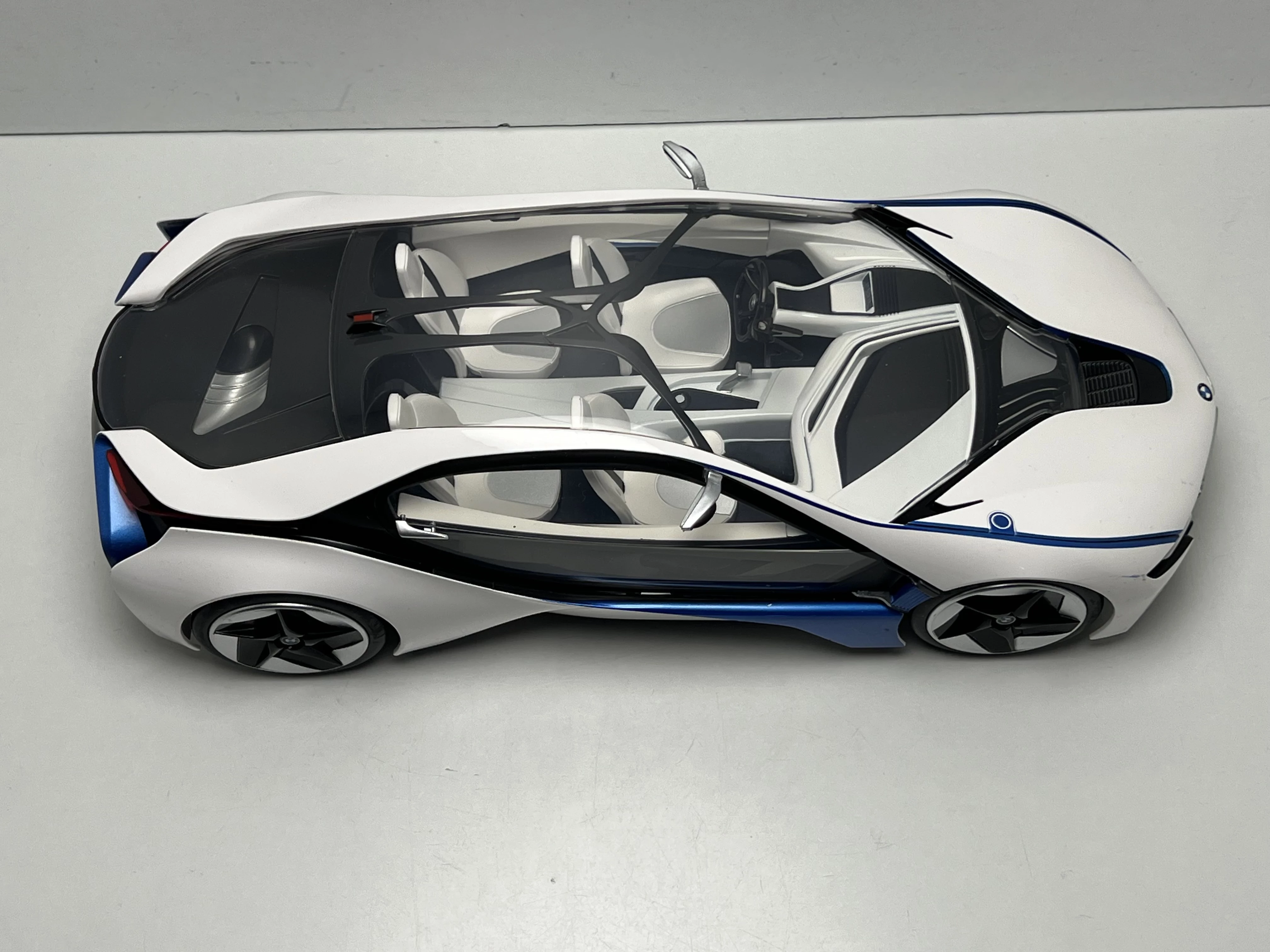 samochod-zdalne-sterowany-rc-concept-bmw-vision-114-wiek-dziecka-3475-45