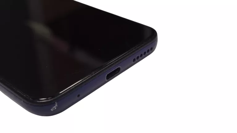 telefon-motorola-moto-g9-play-464gb-pekniety-aparat-stan-11323-2