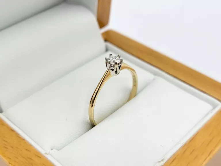 zloty-pierscionek-z-brylantem-014ct-585-125g-r14-kolor-249512-1647429