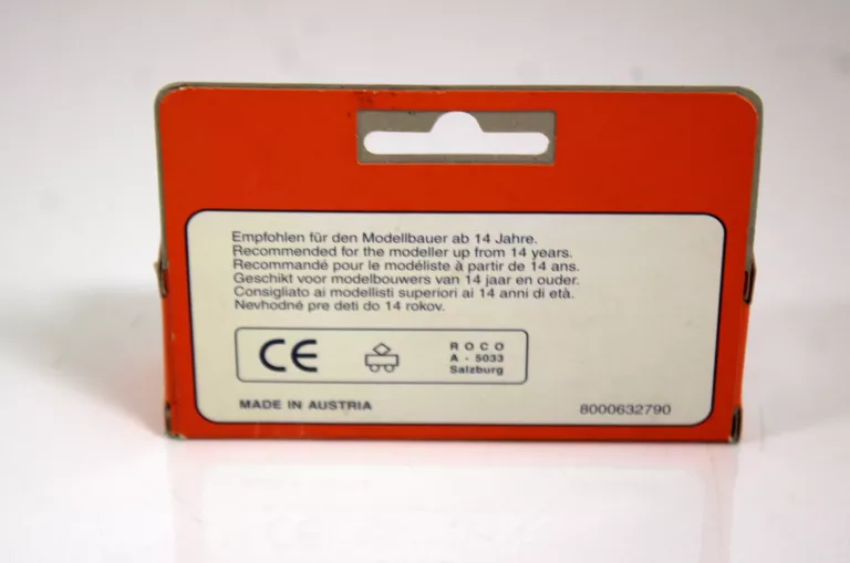 samochod-roco-minitanks-jeep-milit-police-632-ean-gtin-9005033001513