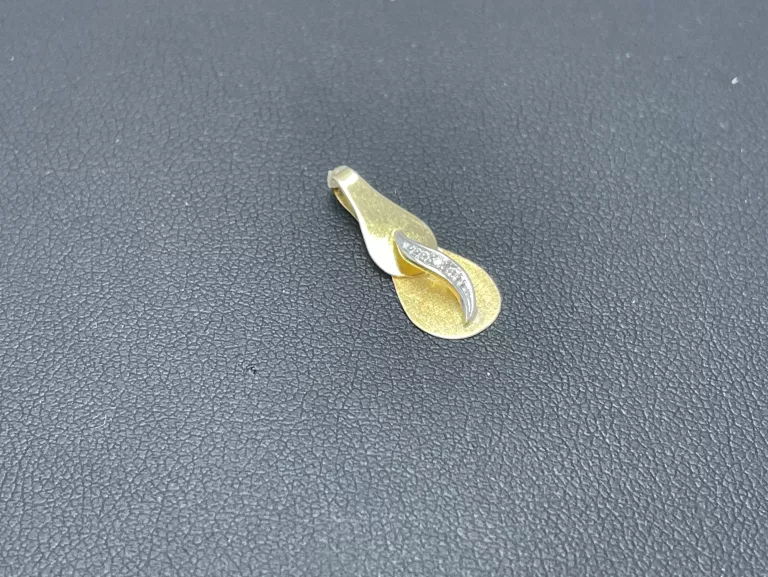 zloty-wisiorek-cyrkonie-333-052g-2-cm-rodzaj-2205-2