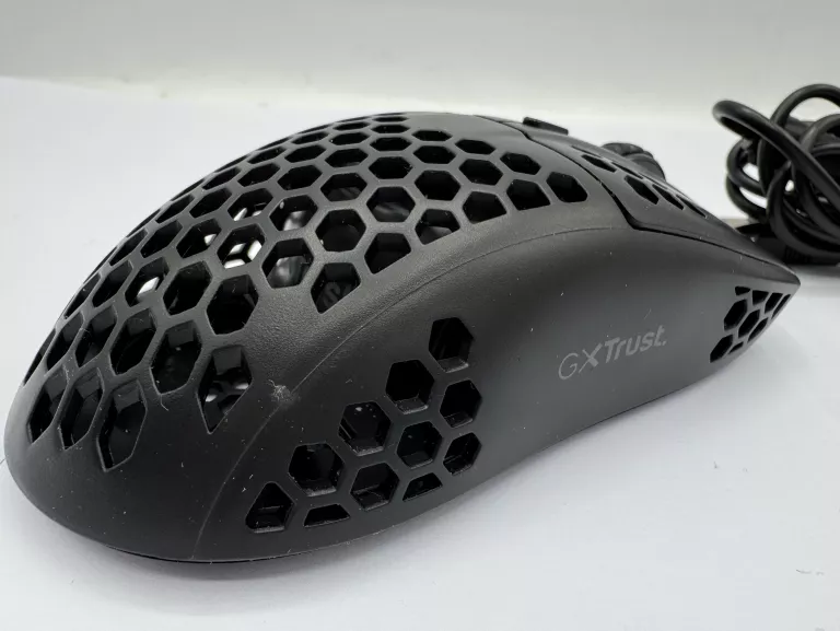 myszka-przewodowa-trust-gxt-928-helox-sensor-optyczny-ean-gtin-8713439253061