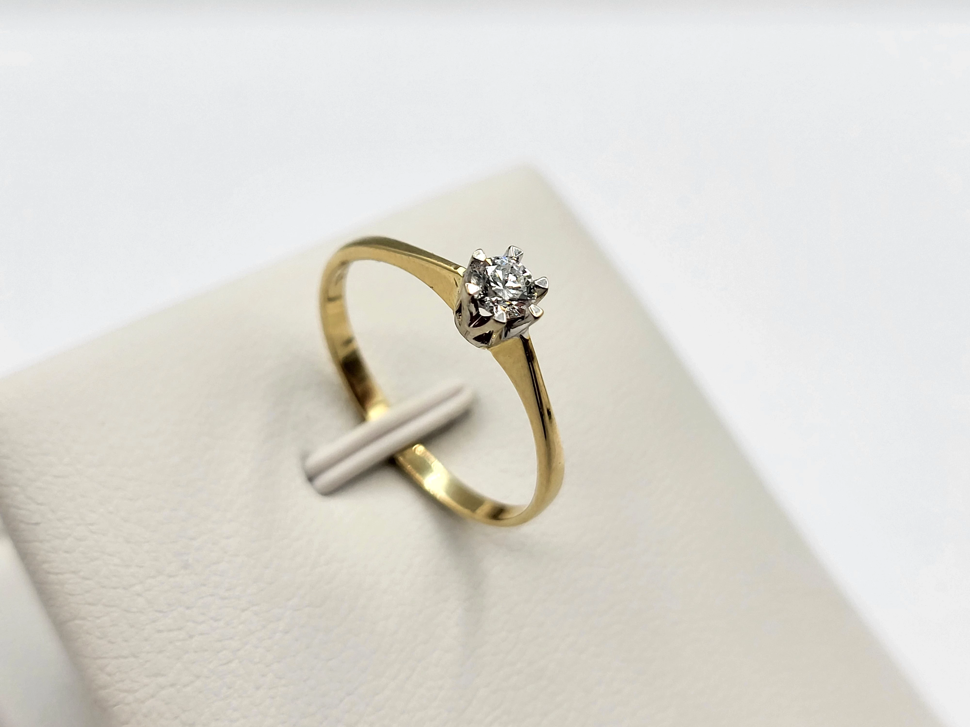 zloty-pierscionek-z-brylantem-014ct-585-125g-r14-3-maja-48-poznan-ska-x