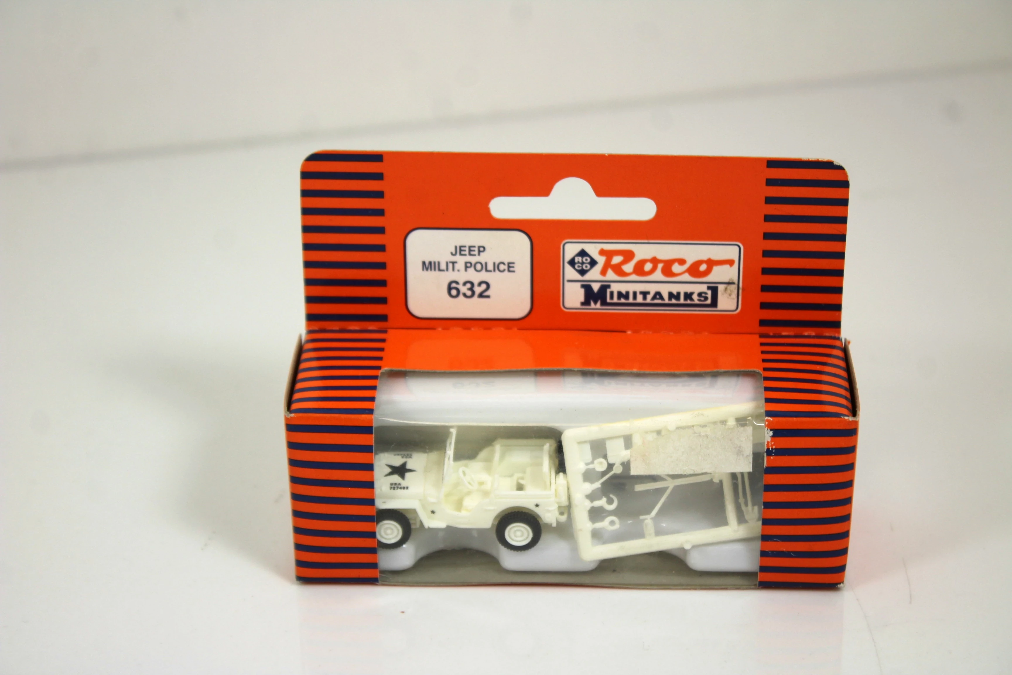 samochod-roco-minitanks-jeep-milit-police-632-marszalkowska-60-warszawa