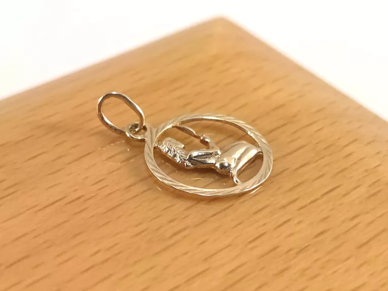 zlota-zawieszka-panna-047g-585-motyw-129129-246990